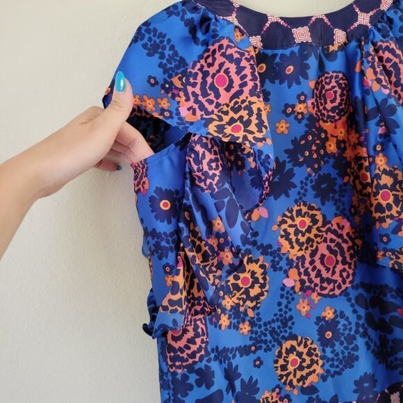 Anthropologie Fei Swirled Azita Blouse V Neck Ruffle Sleeve vibrant Satin Size S - Picture 7 of 7